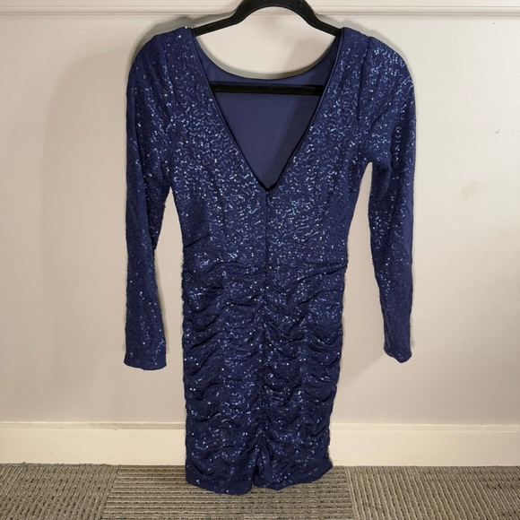Aidan Mattox Navy Sequin Rouched Detail Low Back Long Sleeve Dress - Picture 3 of 7